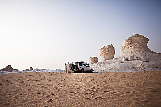 吉普车,露营,白沙漠,利比亚沙漠,埃及