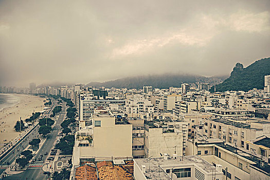 城市,低云,上方,科巴卡巴纳海滩,里约热内卢,巴西
