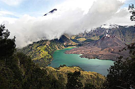 印度尼西亚,龙目岛,火山湖,顶峰