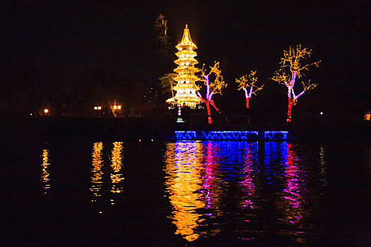 江苏,南京,秦淮河,南京秦淮河,夜色,花灯,游船,灯笼,古建筑,两岸,金陵,繁华