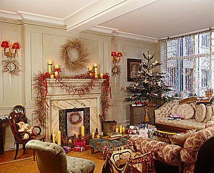 维多利亚时代风格,客厅,装饰,圣诞节,花环,上方,壁炉架,小,树,窗户