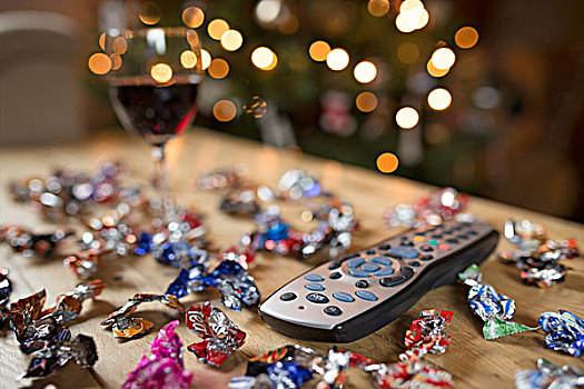 遥控器,围绕,可爱,包装纸,红酒杯,圣诞节