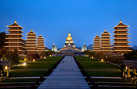 台湾,高雄,佛光山,佛陀纪念馆,佛陀纪念馆夜景