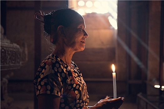缅甸,女人,祈祷,烛光