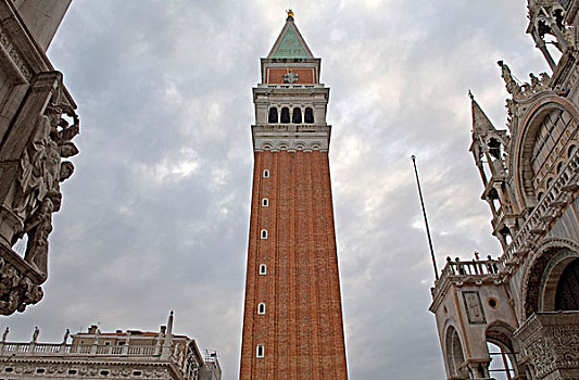 钟楼,圣马可广场,广场,阴天,威尼斯,意大利,欧洲