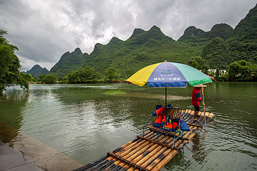 中国广西桂林阳朔遇龙河漂流