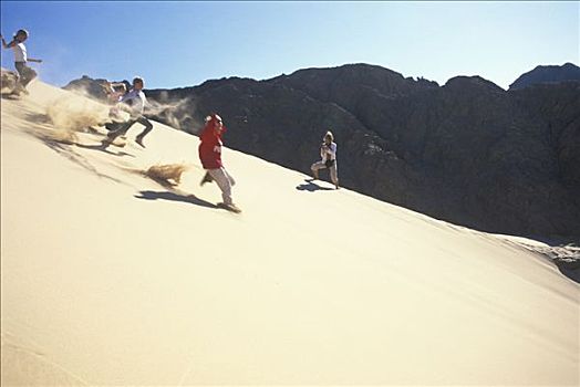 儿童,跑,沙子,斜坡,母亲,埃及,西奈半岛