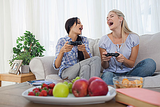 笑,朋友,玩电玩,乐趣,在家,沙发
