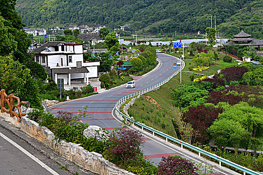 贵州遵义实施农村,组组通,公路大决战,三年要修1,6万公里