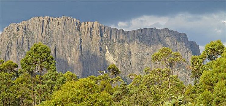 教堂山,奥弗兰,摇篮山,国家公园,塔斯马尼亚,澳大利亚