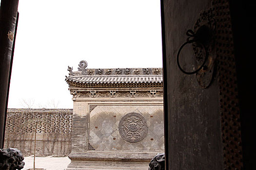 山西王家大院门和影壁