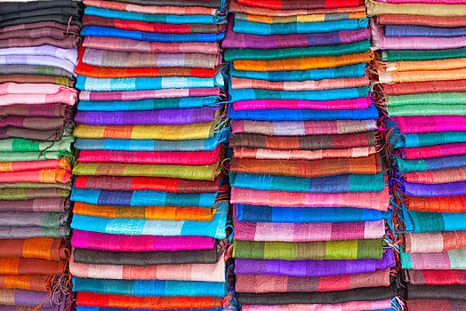 彩色,丝绸,纺织品,展示,市场货摊,琅勃拉邦,老挝,东南亚,亚洲