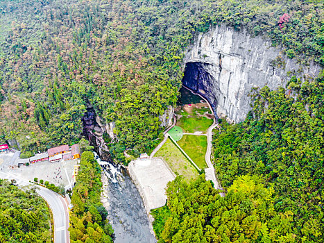 航拍湖北恩施利川腾龙洞风景区