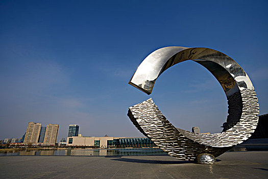 天津文化中心雕塑