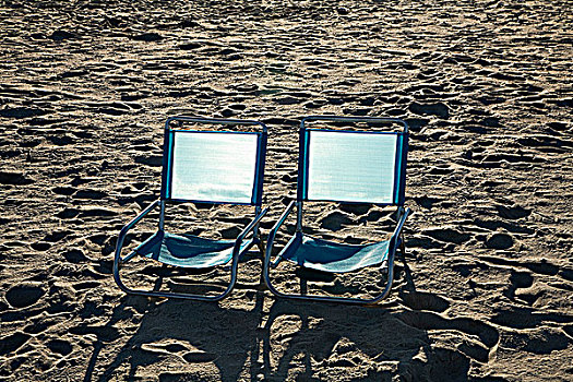 两个,空椅子,海滩