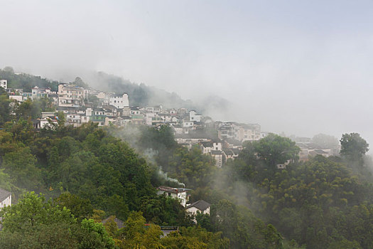 云雾坡山