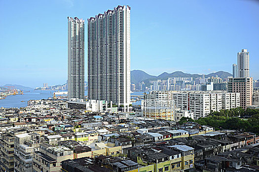 紧邻的新旧城区,香港九龙城区
