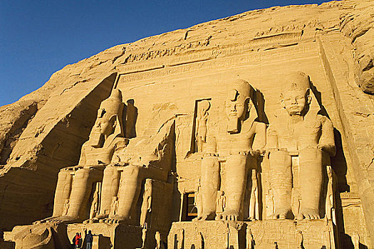 阿布辛贝尔神庙,庙宇,入口,雕塑,拉美西斯二世,早晨,太阳,阳光,埃及,北非