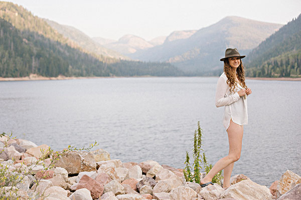 女人,帽子,白衬衫,篮子,岸边,高山湖