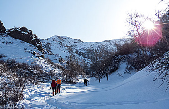 雪山徒步