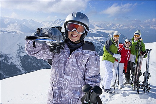 家庭,站立,雪中,山顶,滑雪