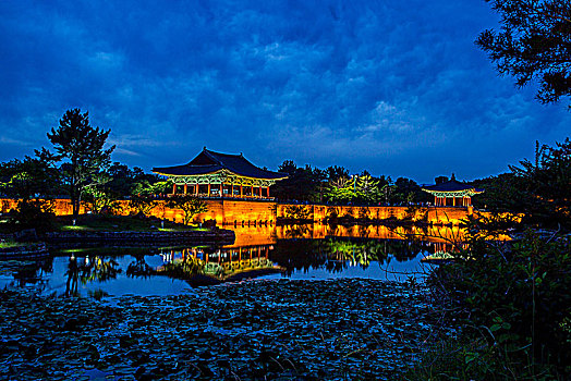 韩国-庆州东宫与月池夜景