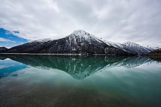 然乌湖