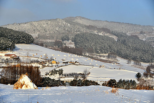 冬季吉林雪村-松岭美景如画