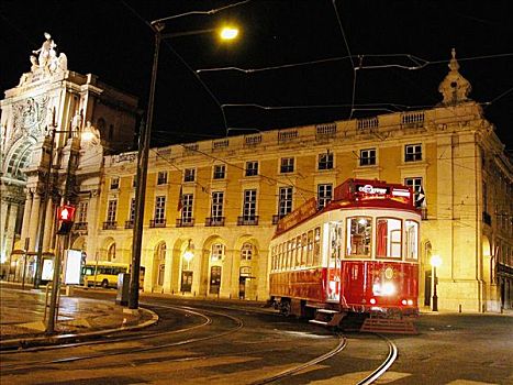 有轨电车,奥古斯塔拱门,背景,里斯本,葡萄牙