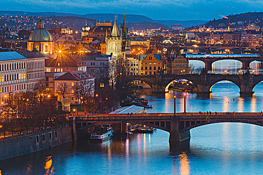 伏尔塔瓦河,桥,查理大桥,旧城桥塔,布拉格,波希米亚,捷克共和国