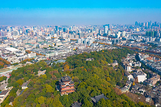 杭州市西湖吴山景区城隍阁秋色