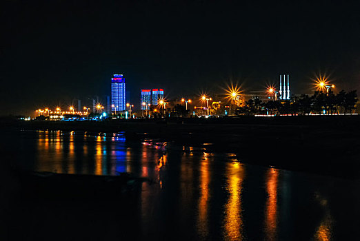 山东烟台,莱山区,海滨,城市夜景