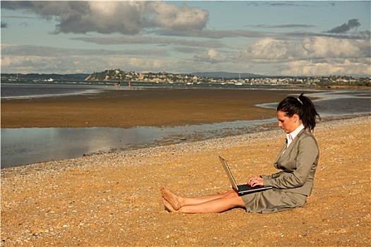 女人,笔记本电脑,海岸