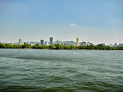 大明湖风景区