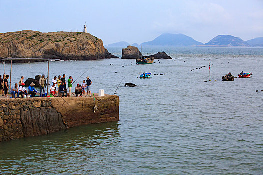 礁石,海面,海浪,红石滩