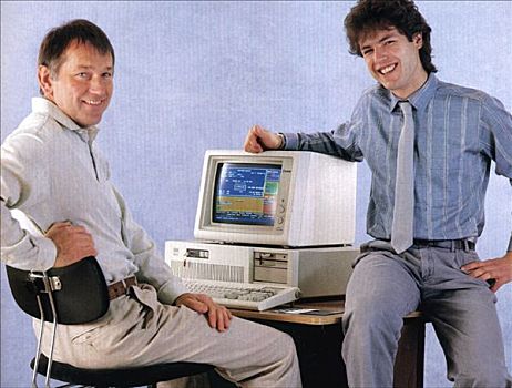 两个男人,电脑,20世纪80年代