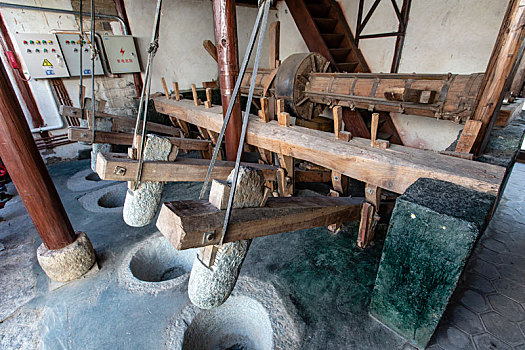 古代碾米工具