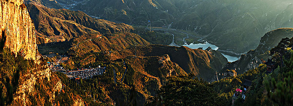 黄金周的恒山景区