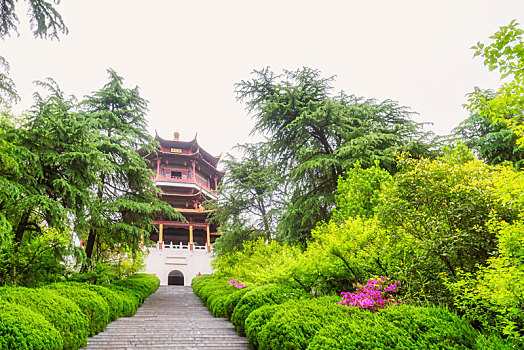 中国江苏南京雨花台的雨花阁园林古建筑
