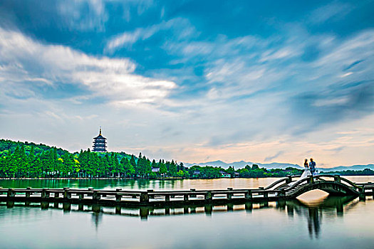 杭州雷峰塔與雙投橋