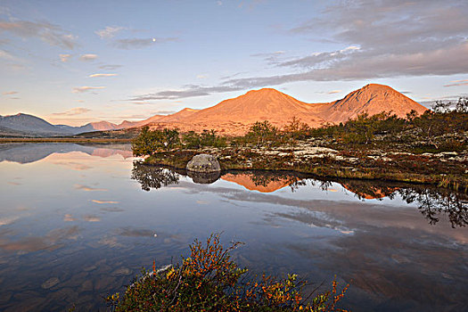 顶端,山,反射,湖,国家公园,挪威,欧洲
