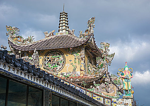 越南大叻灵应寺