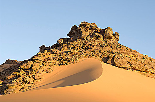 沙丘,岩石构造,阿卡库斯,山峦,撒哈拉沙漠,费赞,利比亚,北非