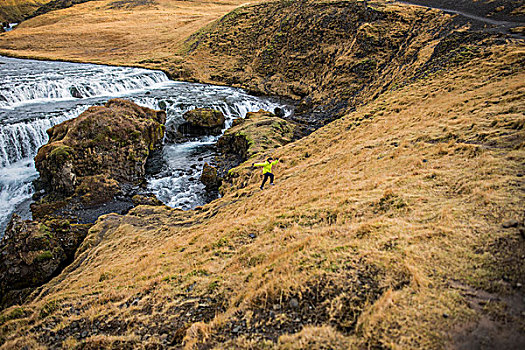 男性,游客,流动,向上,山,冰岛