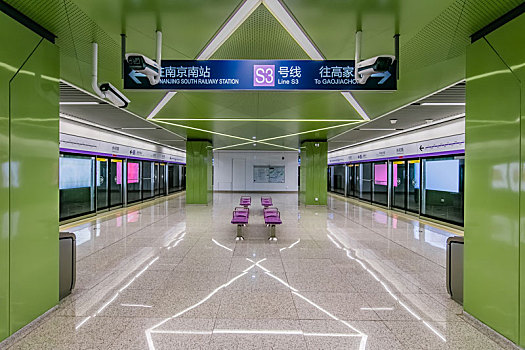 江苏省南京市城际地铁交通建筑内部装饰景观