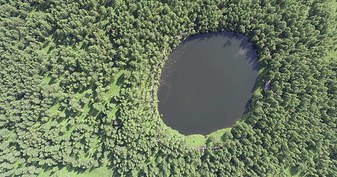 内蒙古,探秘火山遗迹,考证岩浆喷发的地质岁月