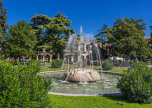 喷泉,公园,广场,胸罩,维罗纳,威尼托,意大利,欧洲