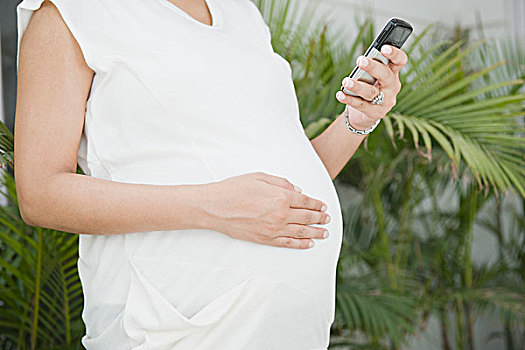 孕妇,接触,腹部,发短信,手机