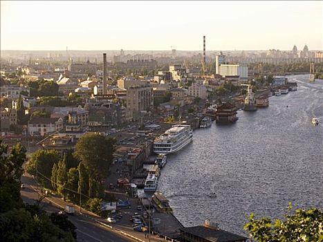 乌克兰,基辅,风景,局部,城市,码头,船,河,建筑,城市风光,2004年