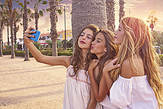 青少年,好友,女孩,群体,拍摄,照相,智能手机,棕榈树,海滩,图像